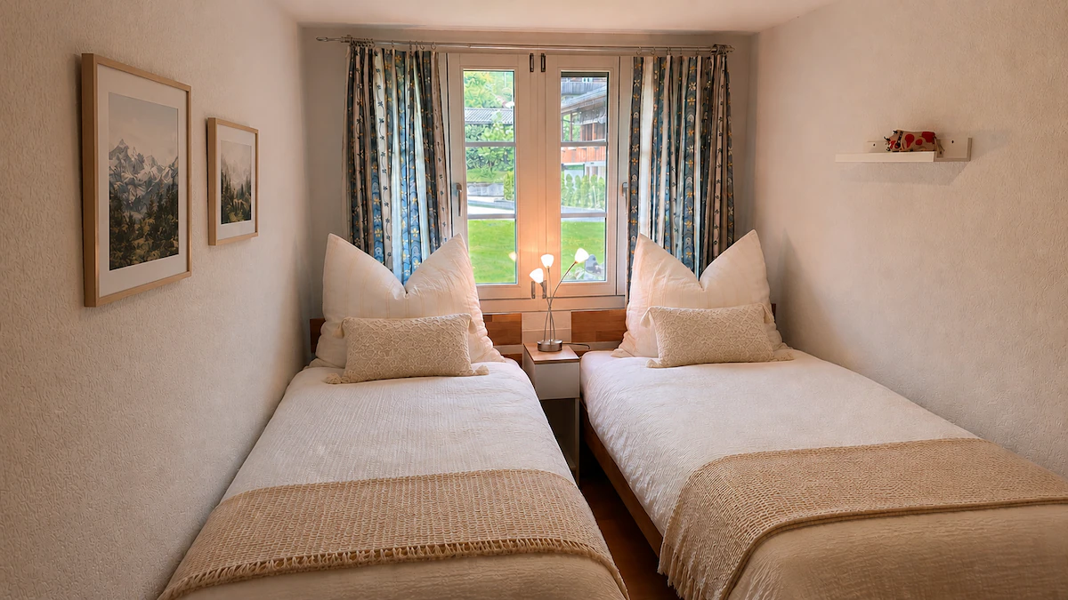 Schlafzimmer 2 mit zwei Einzelbetten
